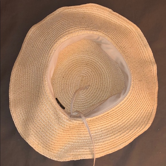 Beige full brim hat - Picture 2 of 3